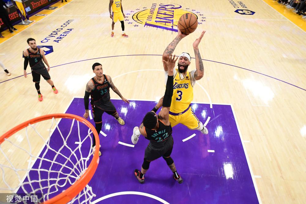 依然显得游 依然显得游